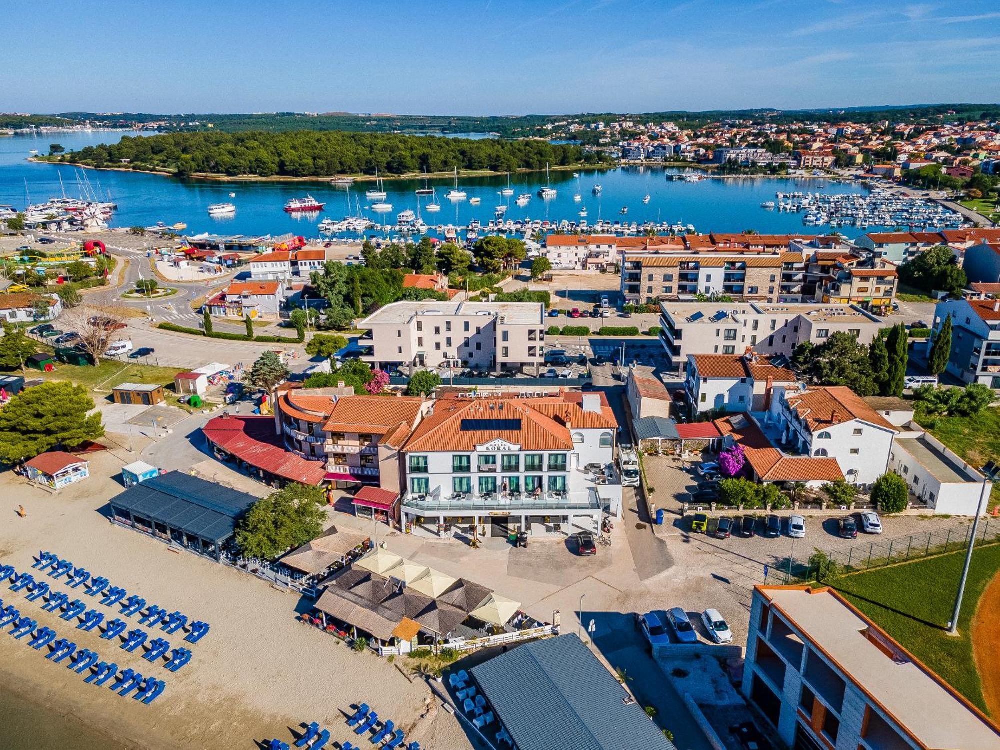 Hotel Koral Medulin Ngoại thất bức ảnh